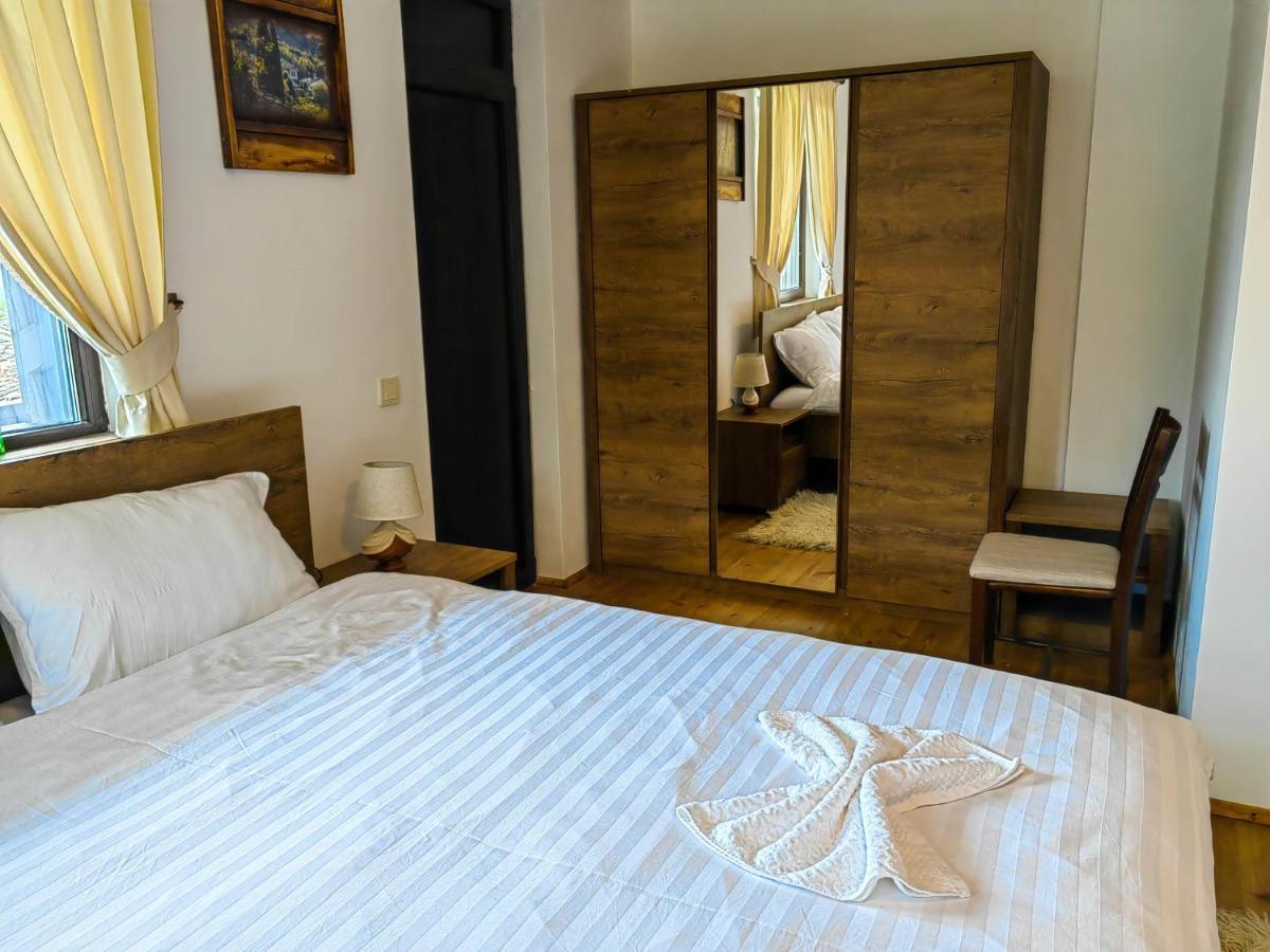 Rimovata Kashta Guest House 莱什顿 外观 照片