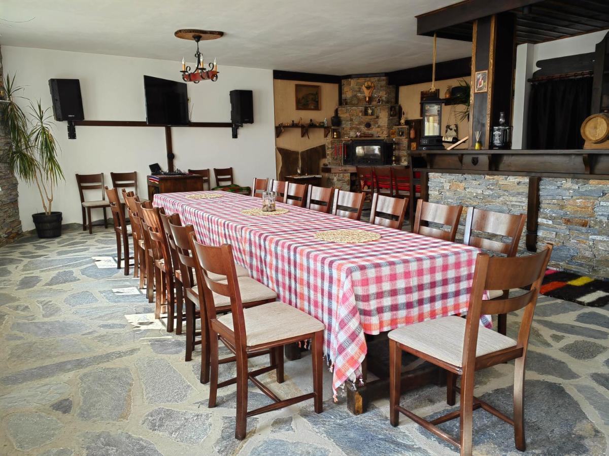 Rimovata Kashta Guest House 莱什顿 外观 照片